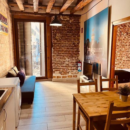 Gran Via Apartamentos De Temporada Madrid Kültér fotó
