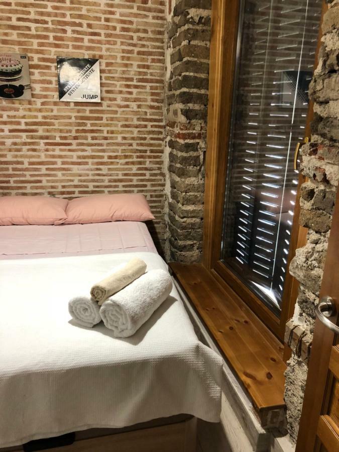 Gran Via Apartamentos De Temporada Madrid Kültér fotó